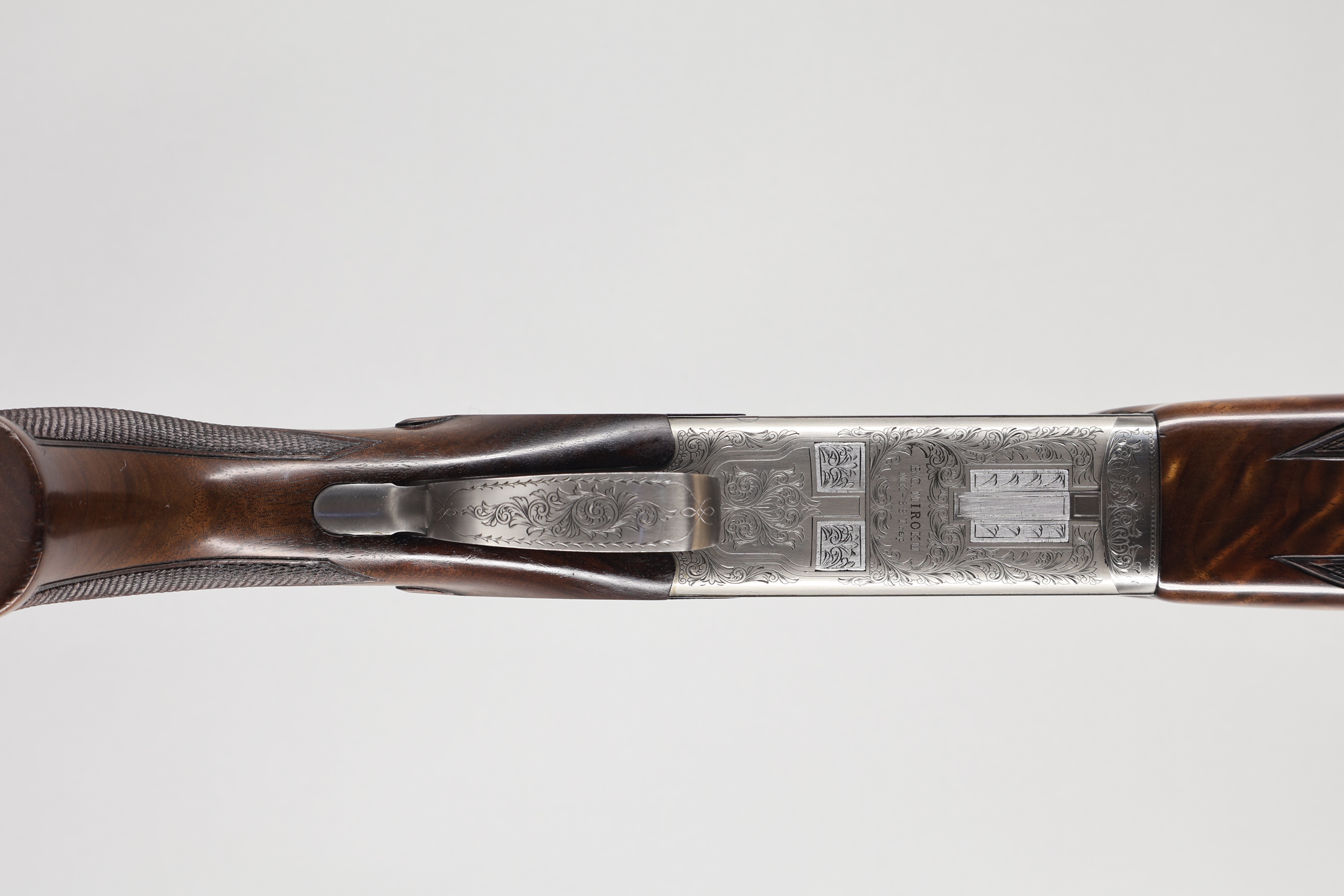 Miroku MK38 Trap Grade 5, 12 Ga, 32" barrels, adjustable comb-img-9