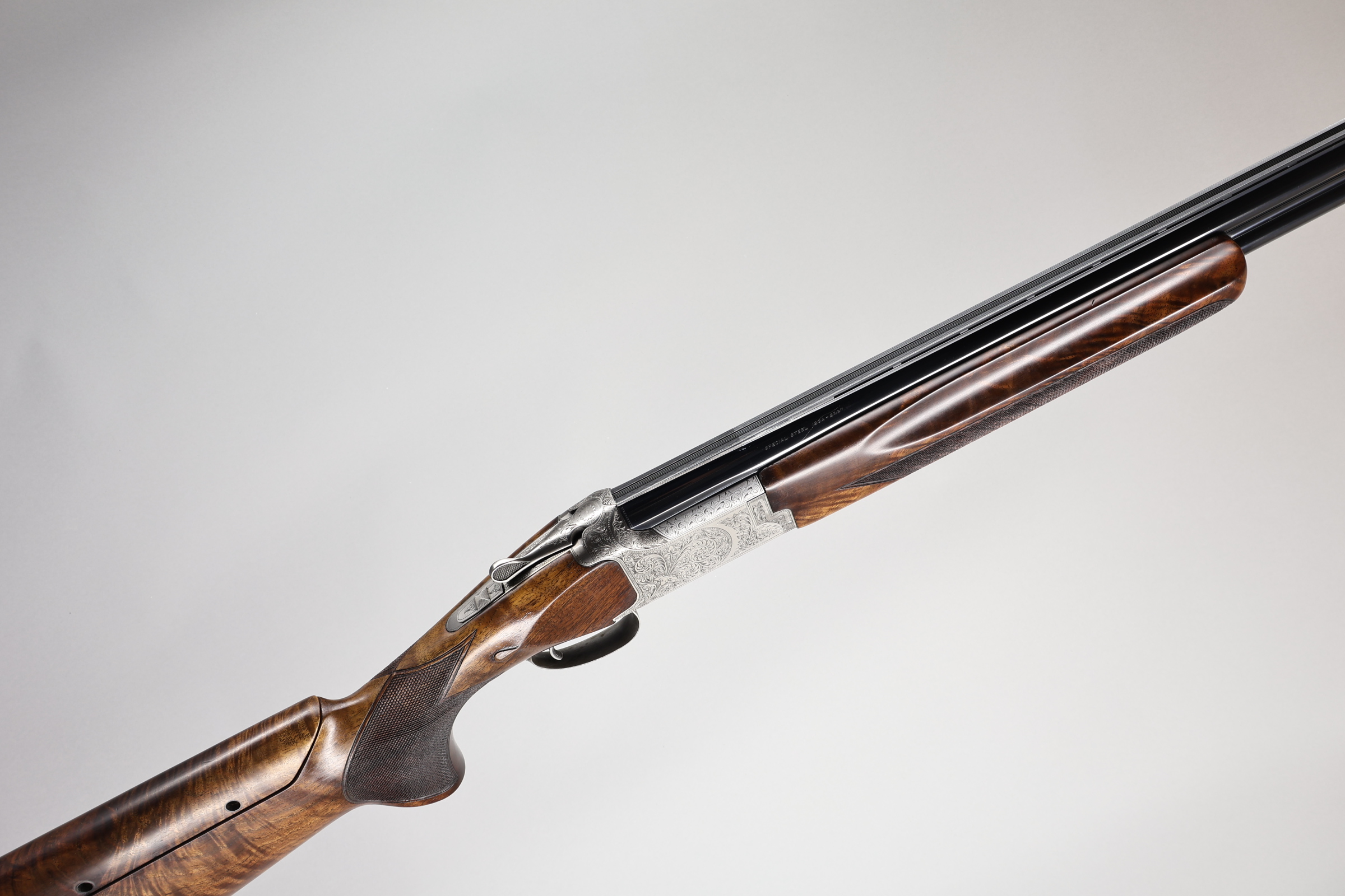 Miroku MK38 Trap Grade 5, 12 Ga, 32" barrels, adjustable comb-img-20
