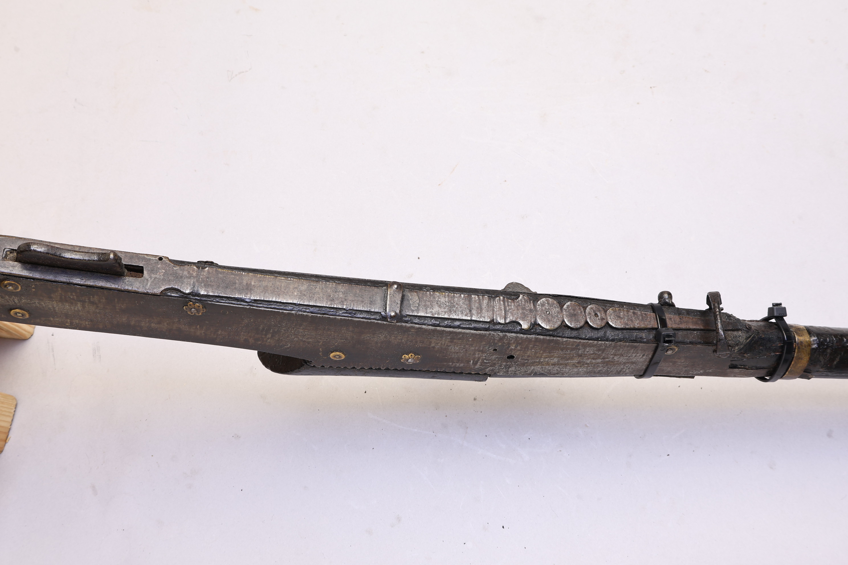 a .75 caliber Indian Matchlock Toradar-img-1